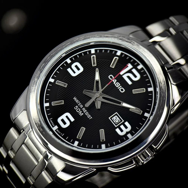 Чоловічий годинник Casio MTP-1314D-1A кварцовий з водозахистом 5 ATM