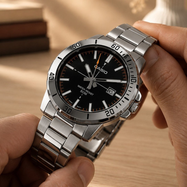 Чоловічий годинник Casio MTP-VD01D-1E2 з металевим браслетом 5 ATM