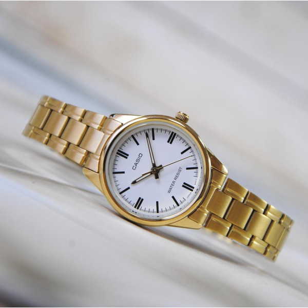 Жіночий годинник Casio LTP-V005G-7A золотистий з мінеральним склом