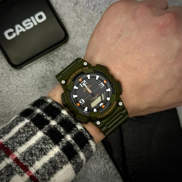 Чоловічий годинник Casio AQ-S810W-3A спортивний зелений 10 ATM
