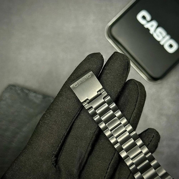 Мужские часы Casio B640WB-1A черные электронные водонепроницаемые