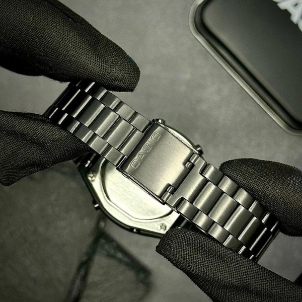 Мужские часы Casio B640WB-1A черные электронные водонепроницаемые