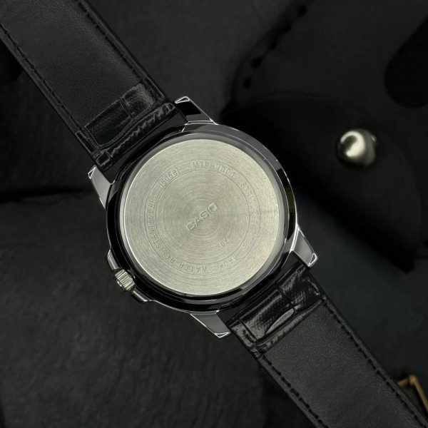 Чоловічий годинник Casio MTP-VD01L-1E шкіряний ремінець водозахист 5 ATM