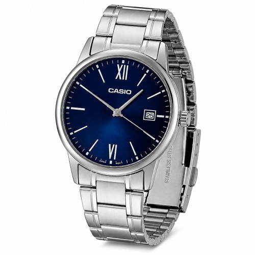 Чоловічий годинник Casio MTP-V002D-2B3 на металевому браслеті з синім циферблатом