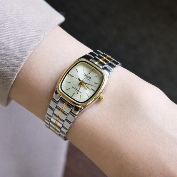 Жіночий годинник Casio LTP-1169G-9A з золотистим циферблатом