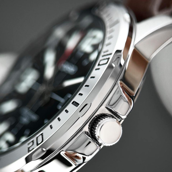 Чоловічий годинник Casio MTP-VD01L-1BVU шкіряний ремінець водозахист 5 ATM