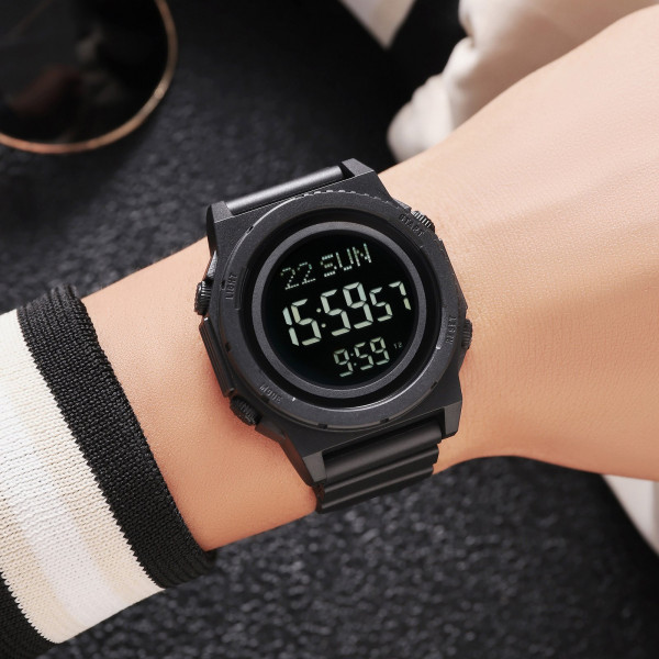 Чоловічий електронний годинник Skmei 2357BK Black 5 ATM