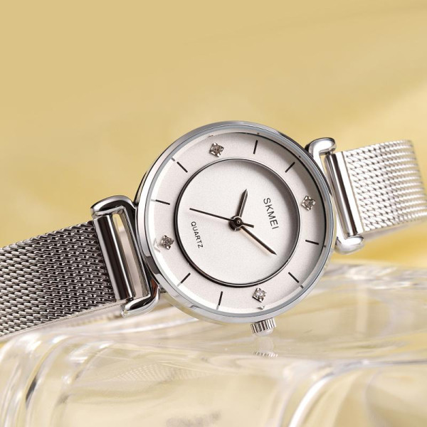 Женские часы Skmei 1330SSI Silver на металлическом браслете