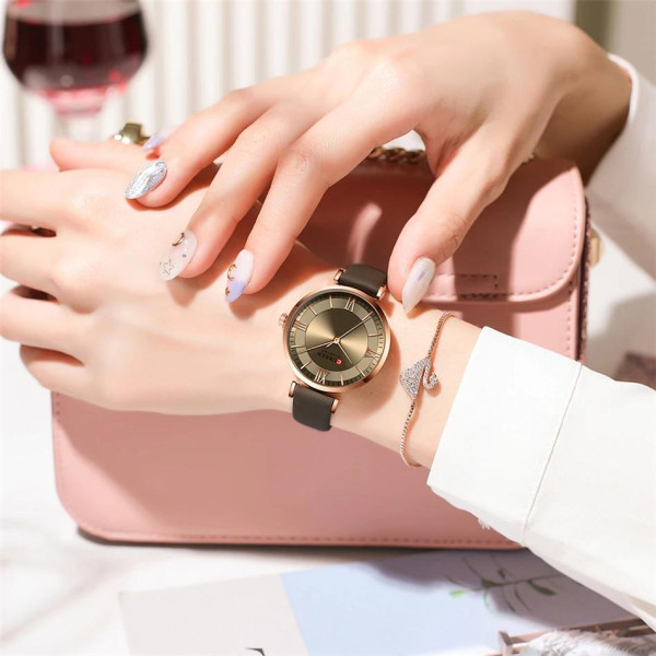 Жіночий годинник Curren 9079 Rose Gold-Coffee з коричневим ремінцем
