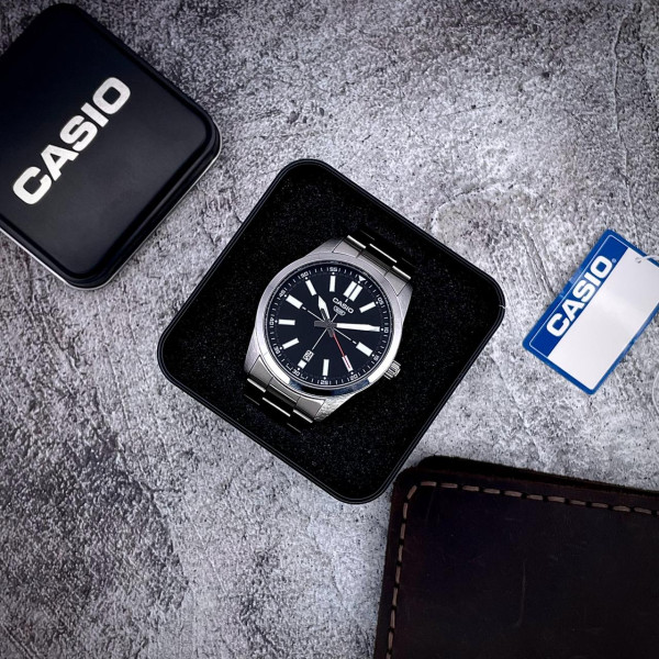 Чоловічий годинник Casio MTP-VD02D-1E