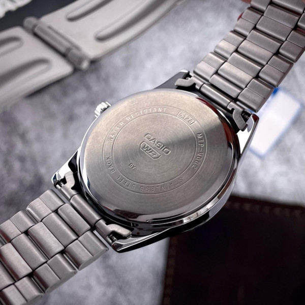 Чоловічий годинник Casio MTP-VD02D-1E
