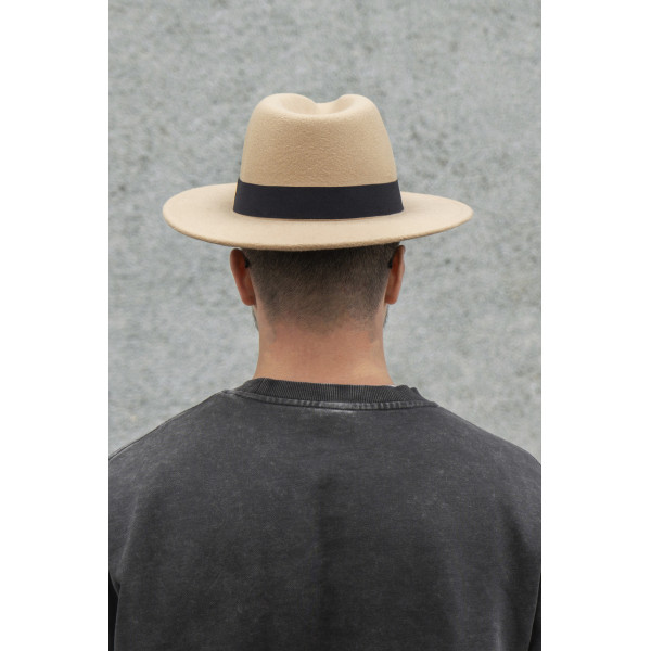 Чоловічий капелюх Fedora з стрічкою Beige Without Brand