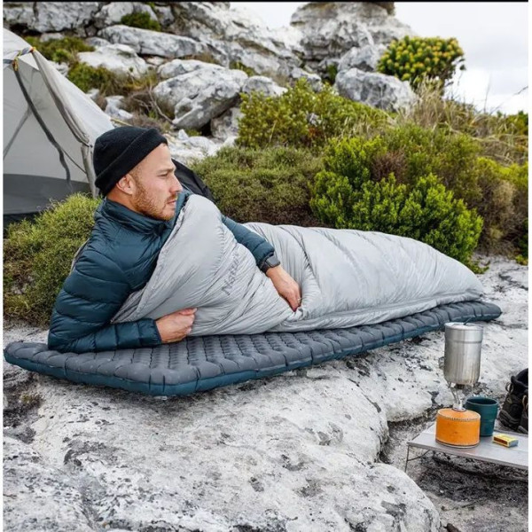 Коврик надувной Naturehike CNH22DZ018 6975641888611 183x64 см зеленый с мешком