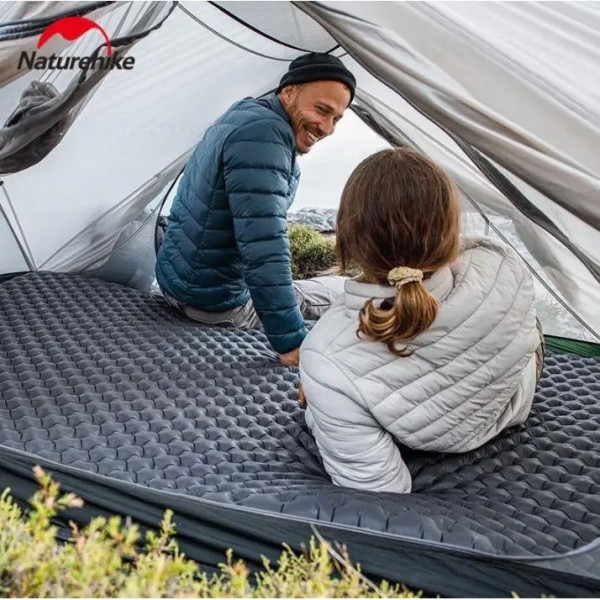 Коврик надувной Naturehike CNH22DZ018 6975641888611 183x64 см зеленый с мешком