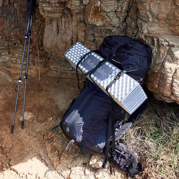 Коврик туристический складной Naturehike CNK2300DZ017 IXPE алюминиевый темно-голубой