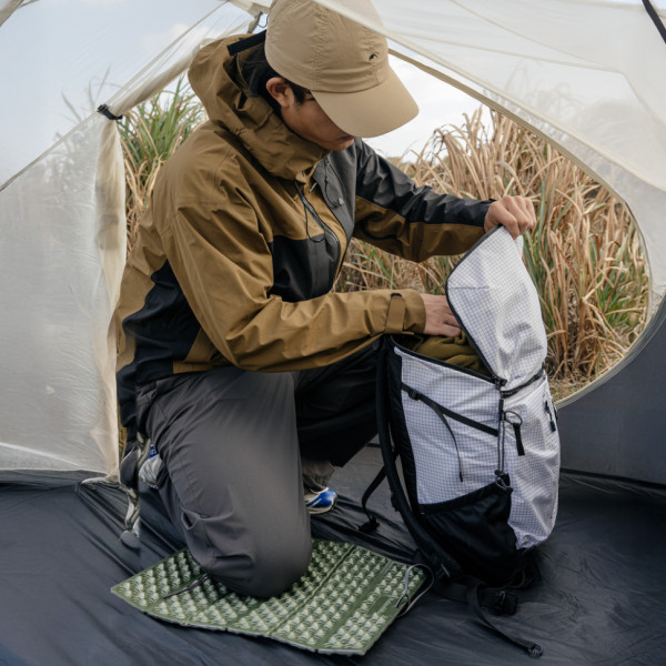 Сидушка туристическая складная Naturehike CNK2650WS011 18мм зеленая пена IXPE