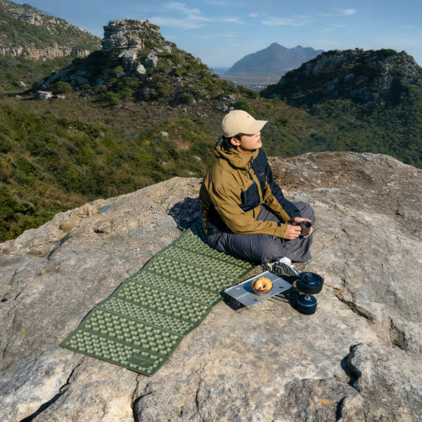 Коврик туристический Naturehike CNK2650WS010 складной IXPE зеленый