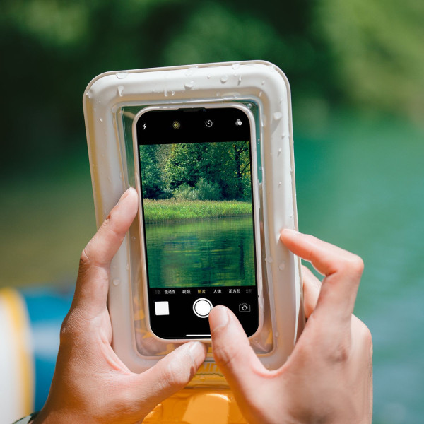 Водонепроникний чохол для телефону Naturehike CNK2300BS015 6976023925405 IPX8