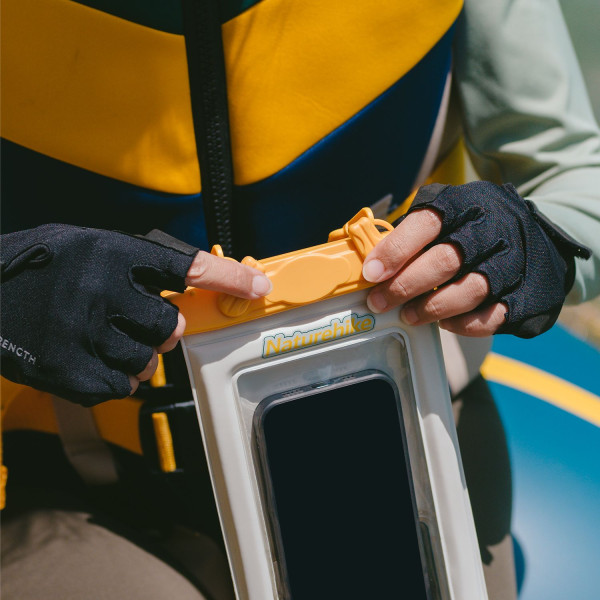 Водонепроникний чохол для телефону Naturehike CNK2300BS015 6976023925405 IPX8