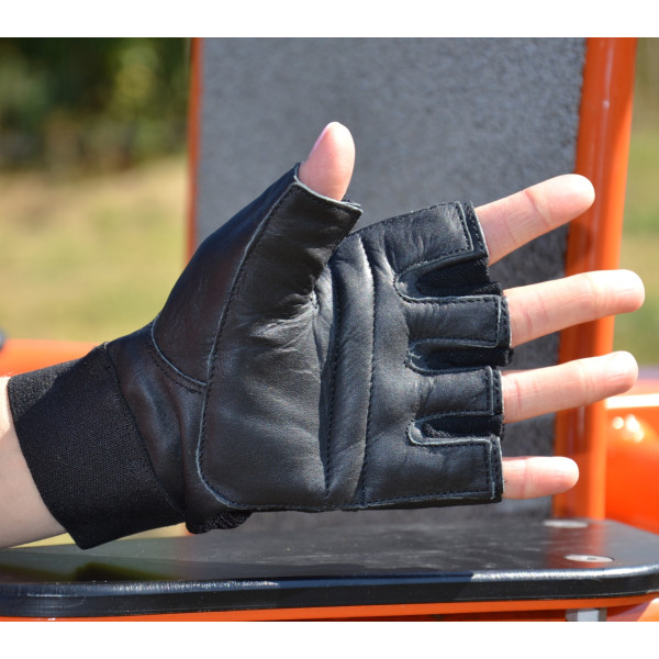Рукавички для фітнесу MadMax MFG-248 Clasic Exclusive Black S