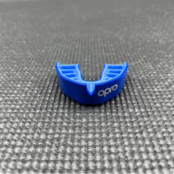 Капа OPRO Silver доросла (вік 11+) Dark Blue/Blue (art.102502002)