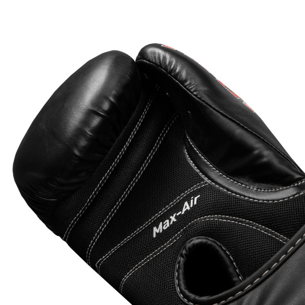 Боксерські рукавиці TITLE Classic Black Max Black 12 oz.