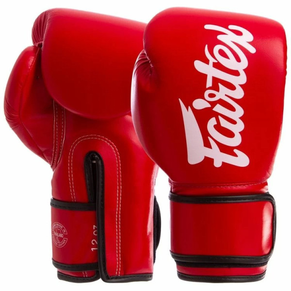 Боксерські рукавиці Fairtex BGV14 Red 16 унцій (бинти в комплекті)