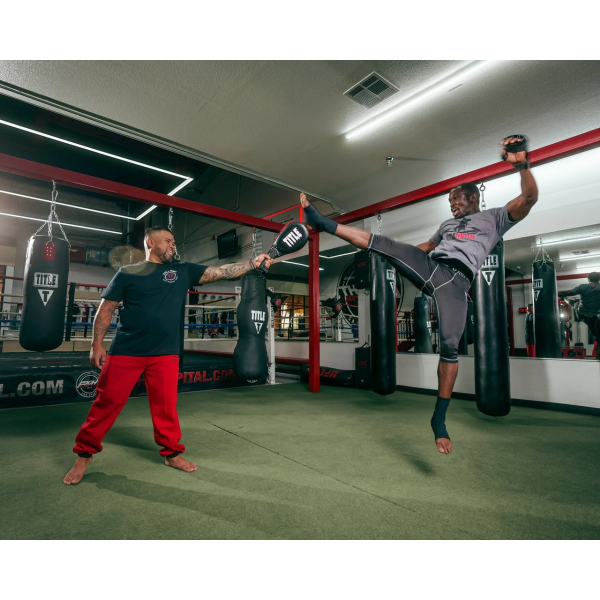 Ракетка для таеквондо (хлопушка) TITLE Boxing Duo Target Training Paddle Black/Red